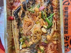 -鸣记脆皮烤鱼·海鲜烤鱼(三八广场店)