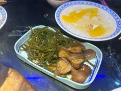 -鱼窝棚柴火铁锅炖(富山屯店)