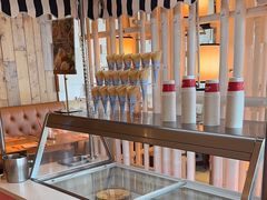 -松咖啡自助餐厅·松北香格里拉