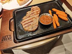 -必胜客(康华路店)
