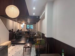 -HOLIDAY休日(后田垟巷店)