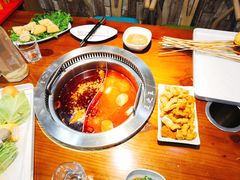 鸳鸯锅-签味爽成都老火锅串串(窑头路店)