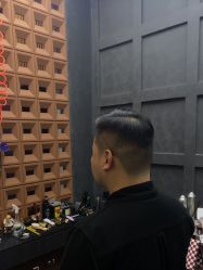 -老肖男士理发店