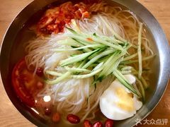 -金三顺韩式炭火烤肉店(中华路店)