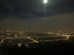 -鬼笑石后山停车场