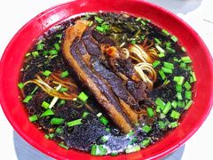 -小龙大肉面馆