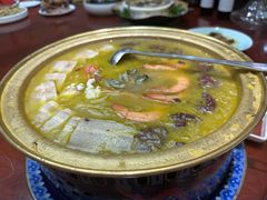 -胡记饭店(保工街店)