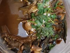 -明月食府(二区干二路店)