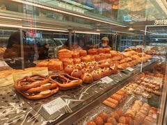 -华荣西饼(列东店)