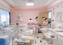 -金鹰国际月子中心(新街口店)
