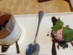 -必胜客(WOW中心城店)