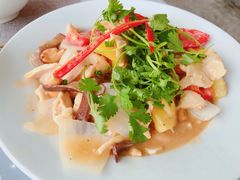 -Lanterns Vietnamese Restaurant