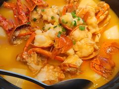 -荣誉海鲜酒楼(海湾店)