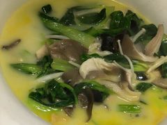 -眷江南之小蓝鲸(王府大街店)
