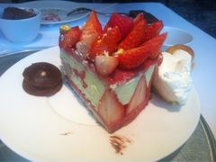 iphone_upload_pic-AZUR聚(香格里拉饭店)