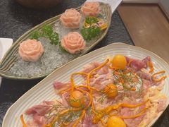 -得意咚瓜·顺德鱼生·冬瓜火锅(深圳首店)