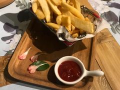 -麦甜创意轻食餐厅(西康路店)