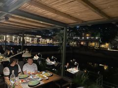 -喜洲吧·江畔老船厂·庭院餐厅(喜临院店)