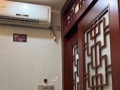 -谊荣海鲜大牌档(石湖店)