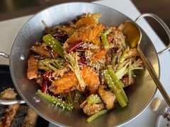 -渔语鱼新川菜Bistro(万象天地店)