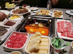 -海底捞火锅(金山百联店)