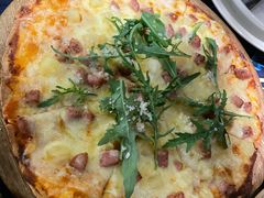 香肠凤梨披萨-第101座花园餐厅(湖滨88店)