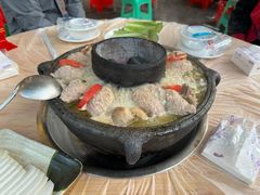 -丁丁猫家常菜高县土火锅非遗传承店(伴湾别院店)