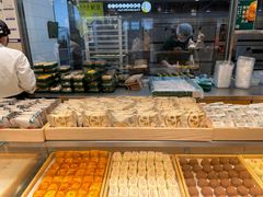 面包甜点陈列柜-泸溪河桃酥(西直门凯德店)