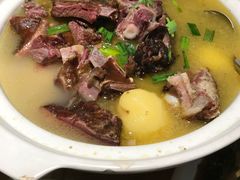 高山腊蹄炖土鸡-巴人堂(女儿城店)