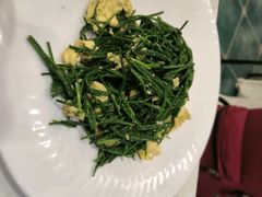 沙葱炒蛋-乡村馕坑肉·烧烤·新疆菜·本地人更爱吃(阿勒泰首店)