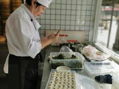 鲜肉小馄饨-百年尹氏汤包(湖南路狮子桥店)