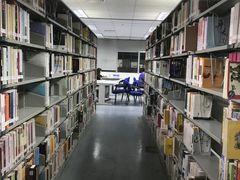 -南山图书馆(常兴路店)