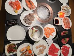 -钱小奴海鲜自助黑金店(杭州滨江龙湖店)
