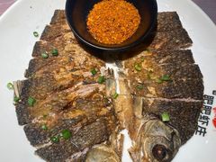 -肥肥虾庄·金牌油焖大虾(汉口城市广场店)