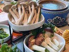 -享月汤皇·海鲜小火锅·聚会(曲江创意谷店)