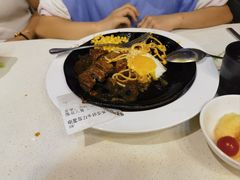 -汤姆家的牛排意面披萨(新城市广场店)