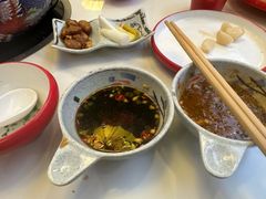 -毛辣果·贵州红酸汤牛肉火锅(西单店)