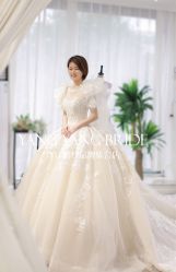 点击看大图 -洋洋婚纱品牌集合店