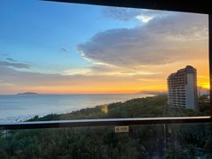 -三亚湾海居铂尔曼度假酒店