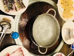 -正能量脆肉鲩火锅