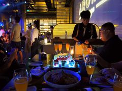 -洛缦音乐餐厅(工业展览馆万象城店)