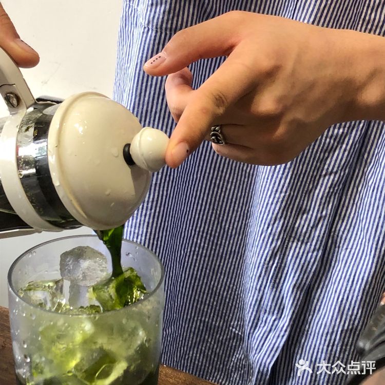 南昌|南昌版上海武康路的咖啡店OFF CAFE