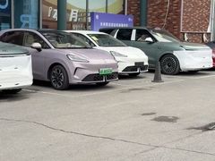 -上汽荣威体验中心(徐汇东安路店)