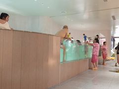 -涨巢·潮玩水疗局