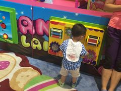 -蒙特利亲子乐园