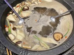 -井格重庆火锅(临平银泰城店)