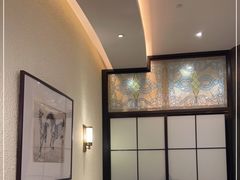 -醉辉皇上海之巅(上海中心大厦店)
