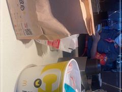 -麦当劳(深圳北站高铁店)