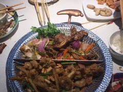 -小鱼小牛·鱼牛干锅·脆鱼火锅(世欧广场店)