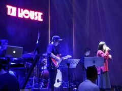 -TZ House音乐现场(来福士中心店)